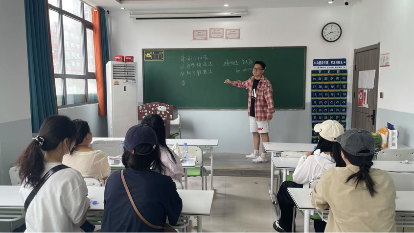 龙子湖2.png